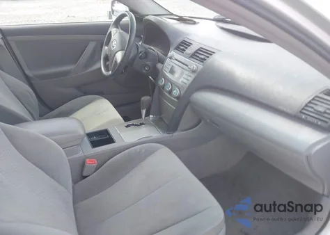 2009 Toyota Camry Le z USA, uszkodzony, nr VIN 4T1BE46K69U362524